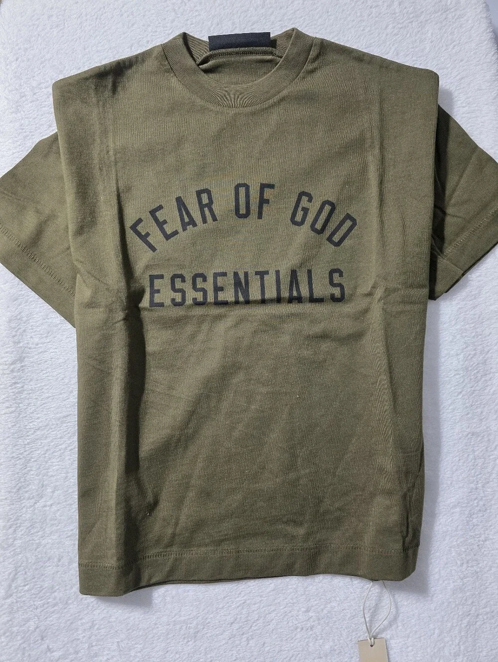 NWT Oversized Fear of God Essentials Kids Cotton Crew Neck Tee Sz 10 Olive